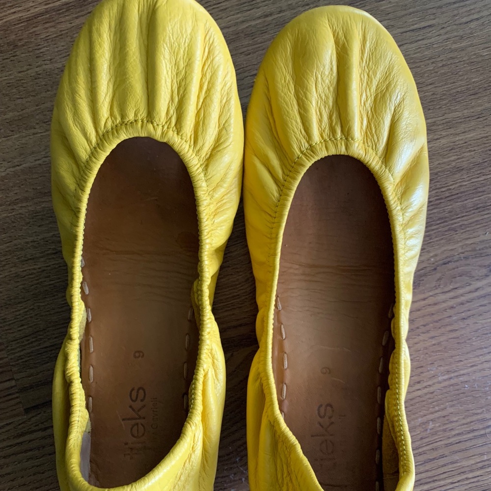 Mustard Yellow Tieks